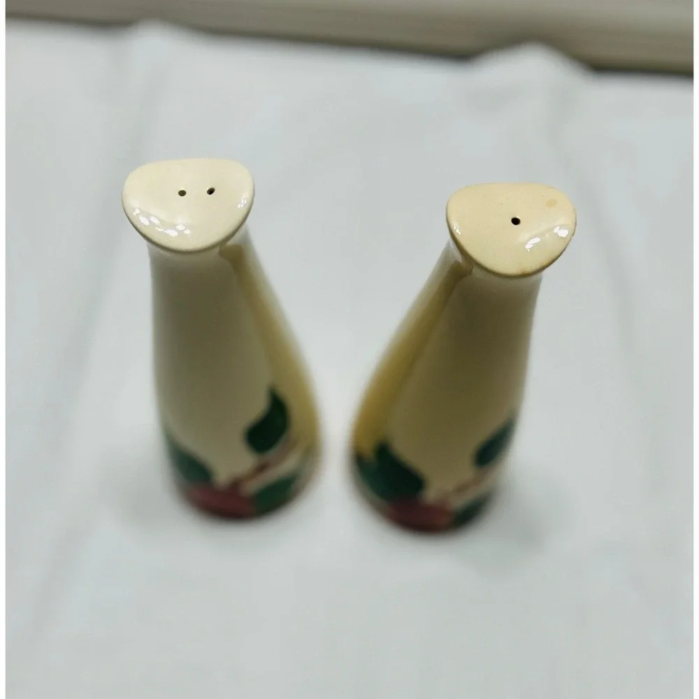 Vintage Franciscan Apple Salt and Pepper Shakers Made in England Ceramic 6.5